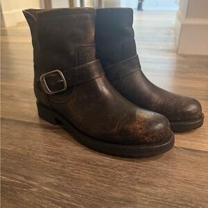 New Frye Women's Brown Leather Ankle Boots